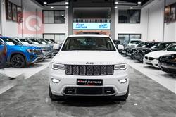 جیپ گراند شیرۆکی